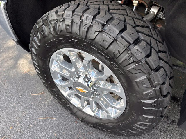 Used 2024 Chevrolet Silverado 2500 LTZ w/ LTZ Premium Package AWD/4WD image 35