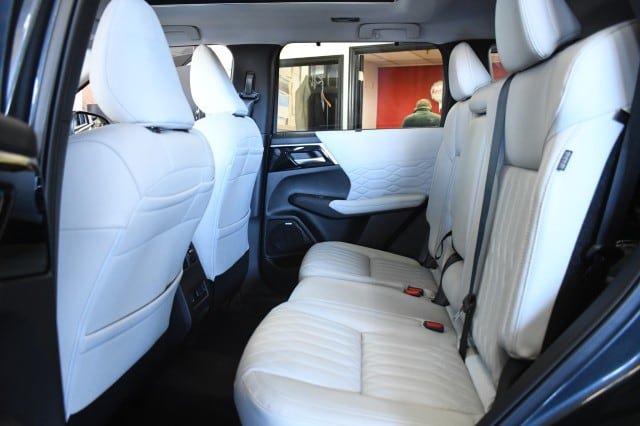 New 2026 Mitsubishi Outlander SEL AWD/4WD image 27