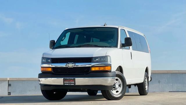 Used 2017 Chevrolet Express 2500 LT w/ LT Preferred Equipment Group image 51