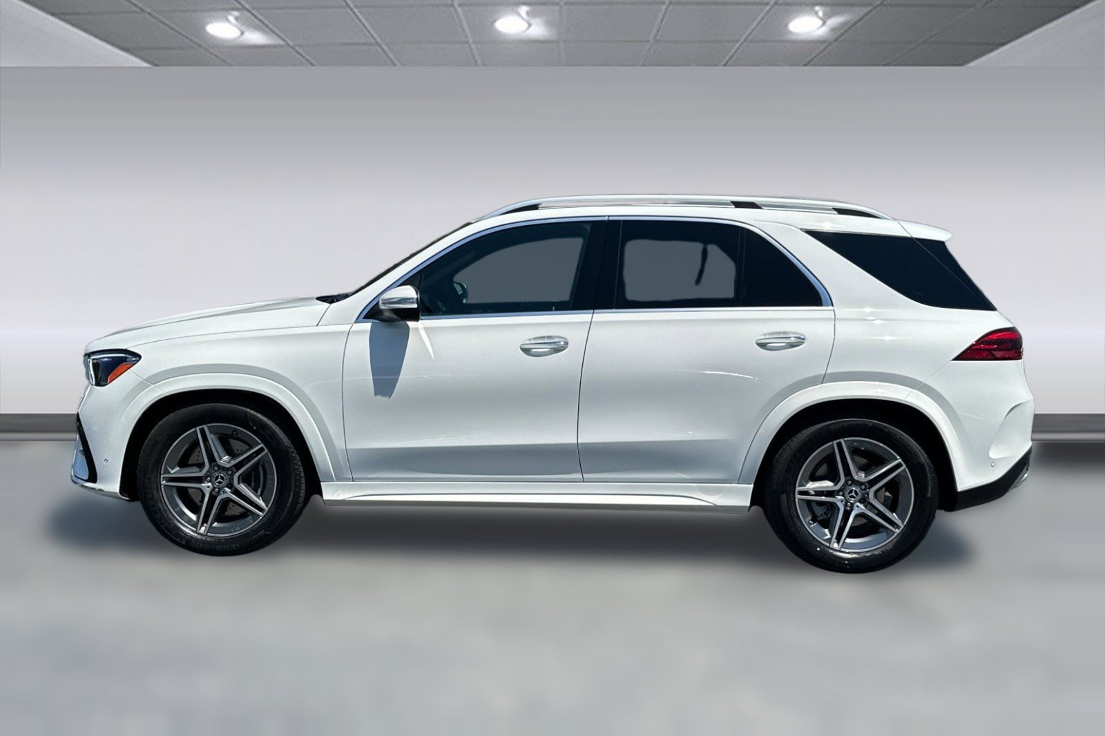 Used 2026 Mercedes-Benz GLE 580 4MATIC image 2