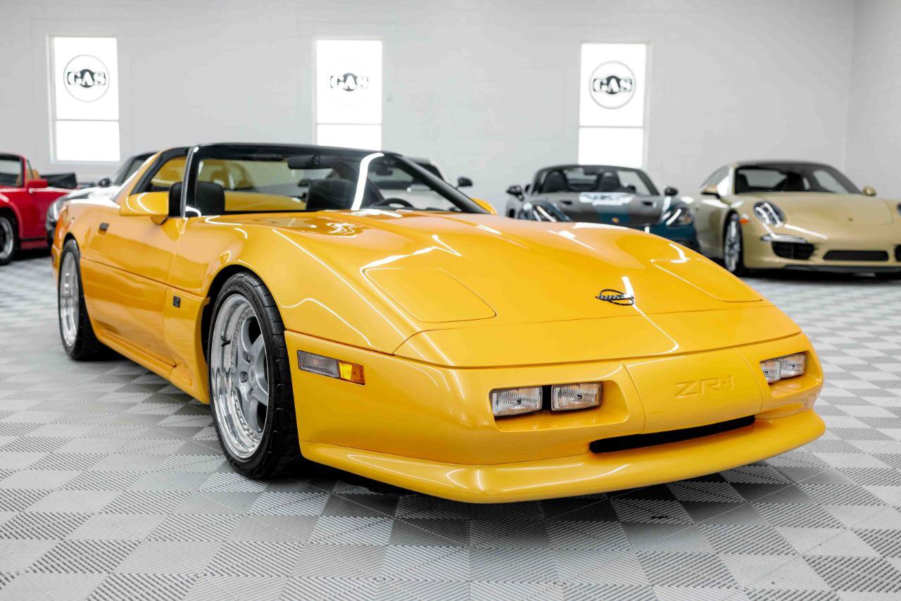 Used 1991 Chevrolet Corvette ZR-1 RWD image 6