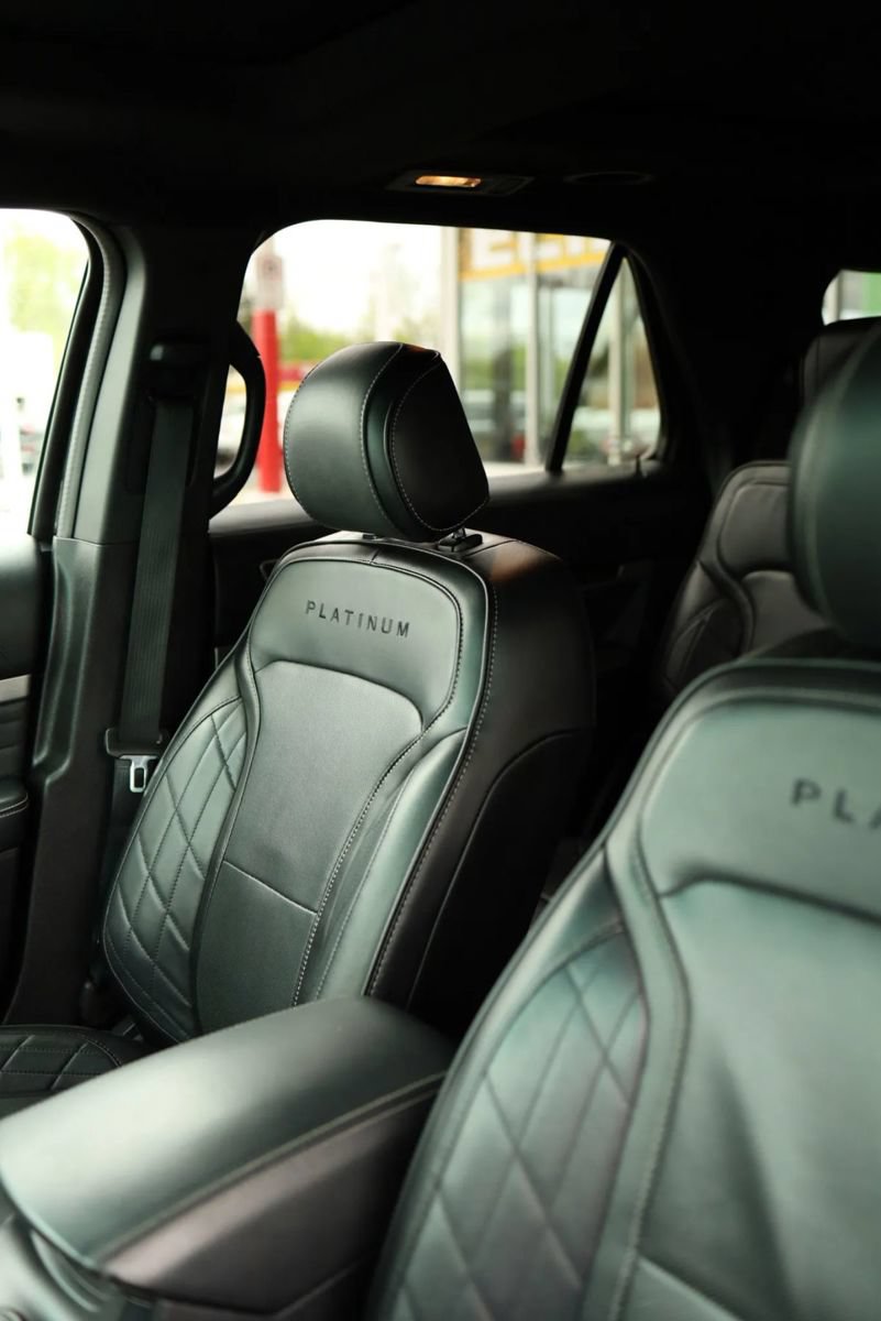 Used 2016 Ford Explorer Platinum AWD/4WD image 15