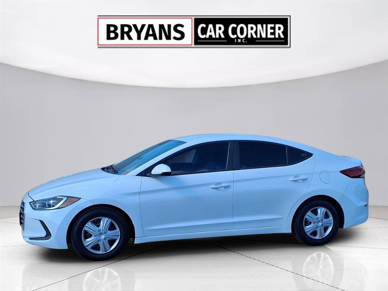 Used 2017 Hyundai Elantra SE image 15