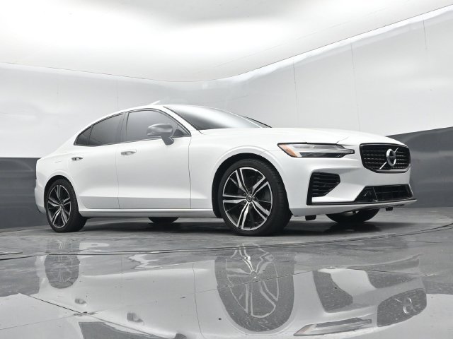 Used 2021 Volvo S60 T8 R-Design Expression w/ Premium Package AWD/4WD image 46