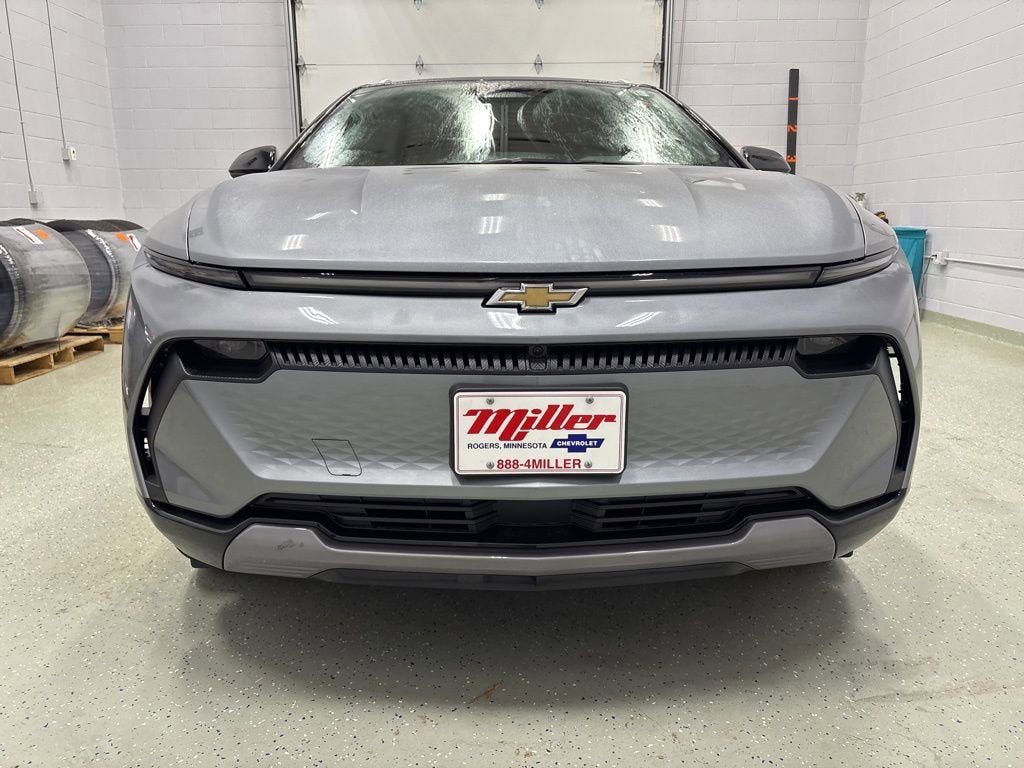 New 2026 Chevrolet Equinox EV LT w/ Convenience Package II AWD/4WD image 7
