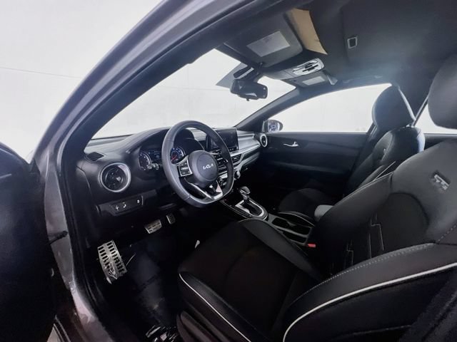Used 2022 Kia Forte GT-Line w/ GT-Line Premium Package FWD image 17