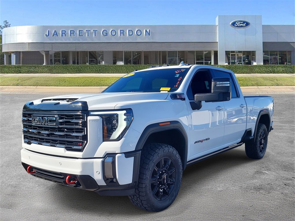 Used 2024 GMC Sierra 2500 AT4 w/ AT4 Premium Plus Package image 2