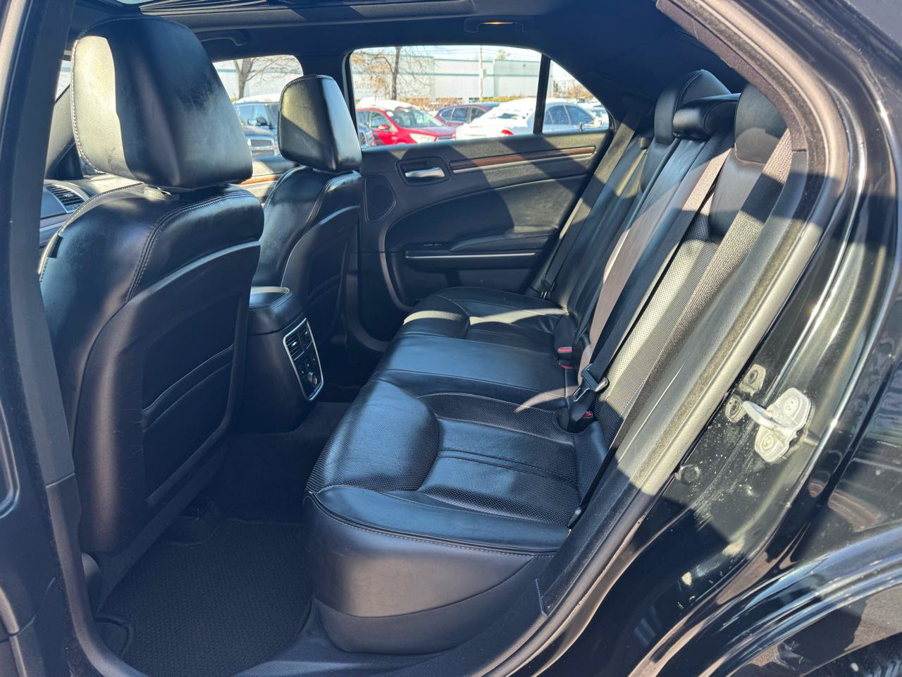 Used 2013 Chrysler 300 C w/ Beats Audio Group RWD image 16