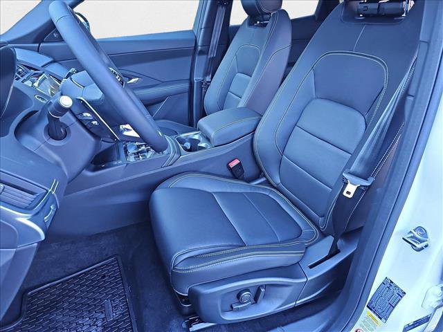 New 2024 Jaguar E-PACE R-Dynamic SE image 15