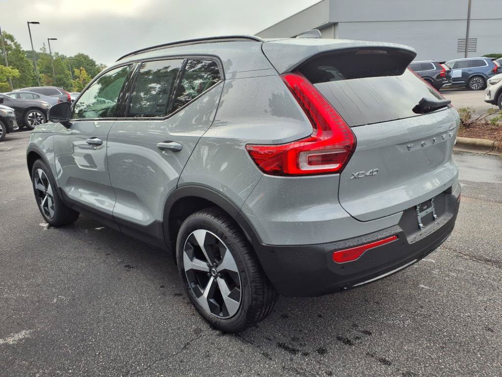 New 2026 Volvo XC40 B5 Plus w/ Protection Package Premier AWD/4WD image 7