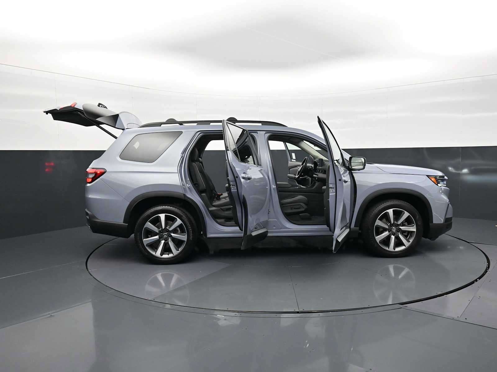Used 2024 Honda Pilot Elite image 36