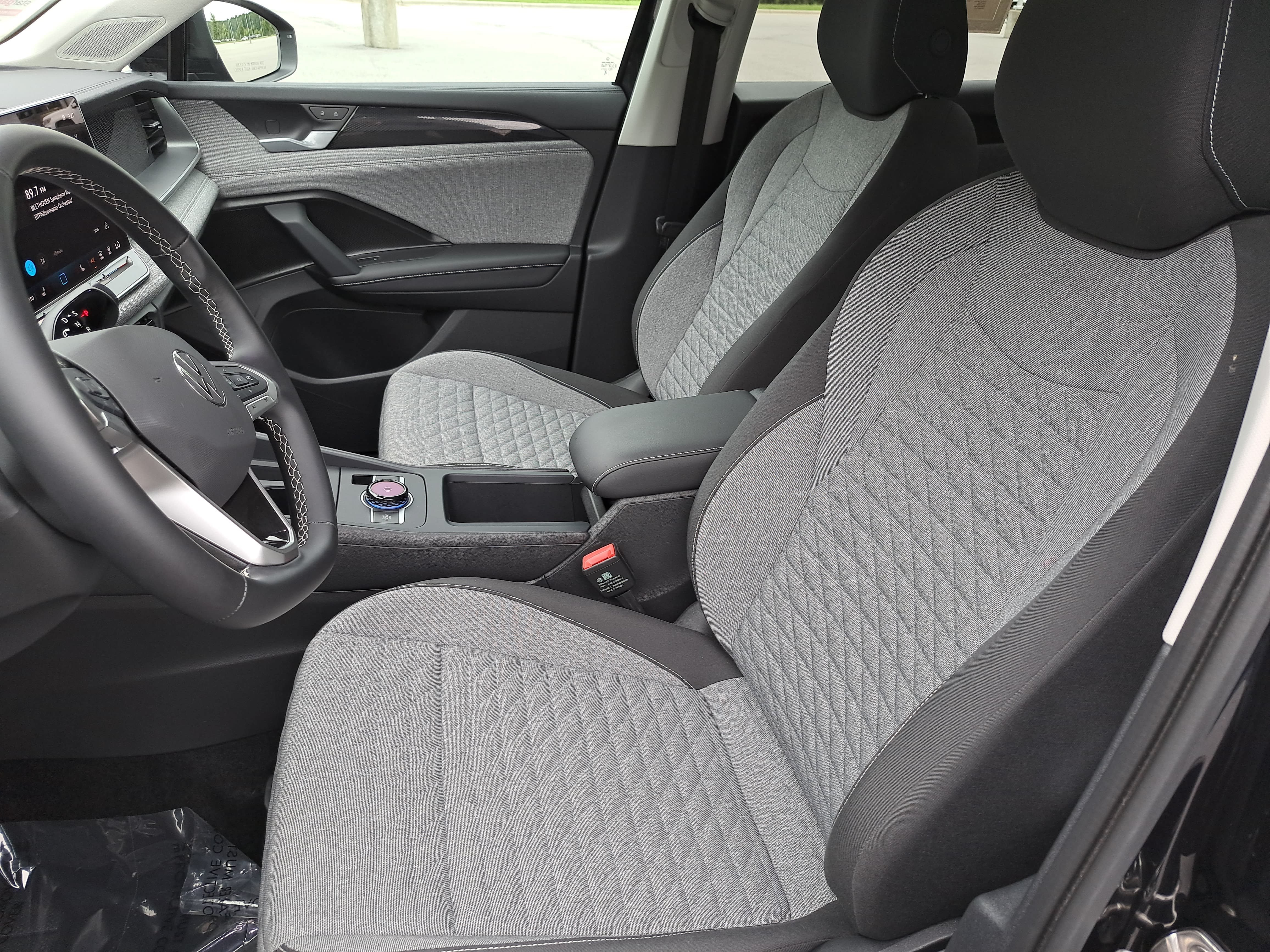 Certified 2025 Volkswagen Tiguan S FWD image 15