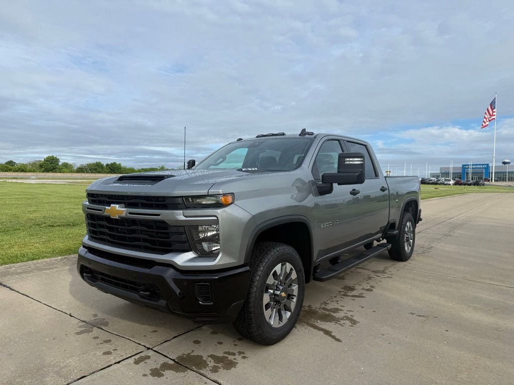 New 2026 Chevrolet Silverado 2500 Custom w/ Custom Value Package AWD/4WD image 7