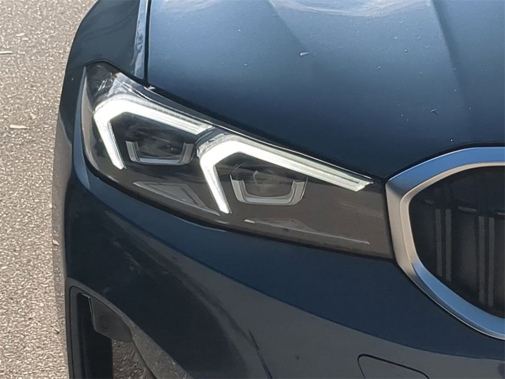 New 2026 BMW 330i 330i w/ Convenience Package image 10