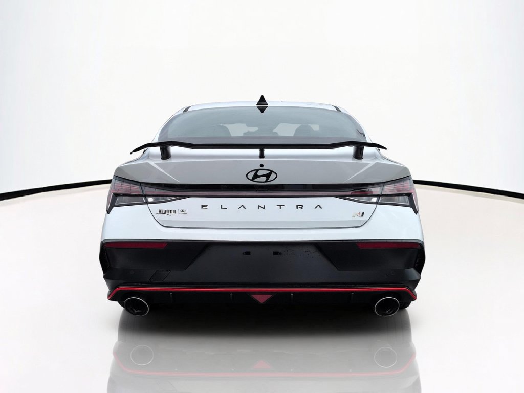 New 2026 Hyundai Elantra N FWD image 7