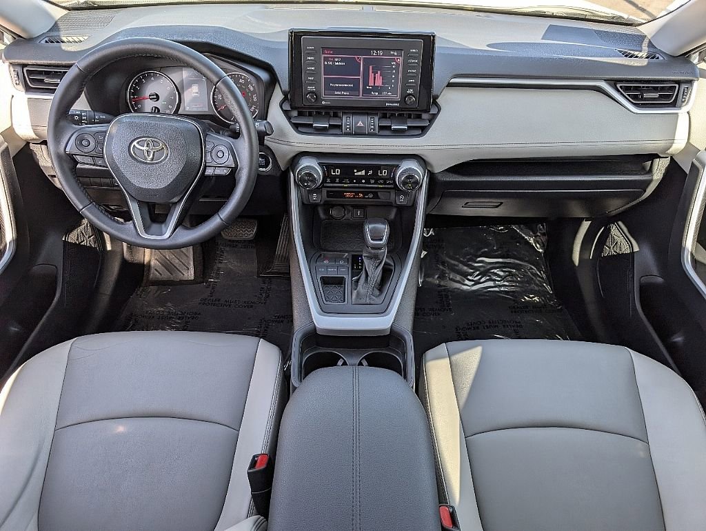 Used 2021 Toyota RAV4 XLE Premium w/ Carpet Mat Package (TMS) image 22