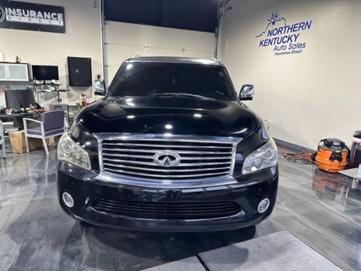 Used 2011 INFINITI QX56 2WD w/ Theater Pkg image 2