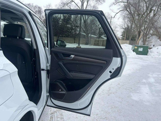 Certified 2023 Audi Q5 e Premium Plus w/ Premium Plus Package image 24