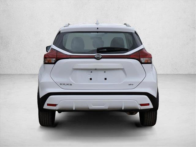 Used 2023 Nissan Kicks SV FWD image 7