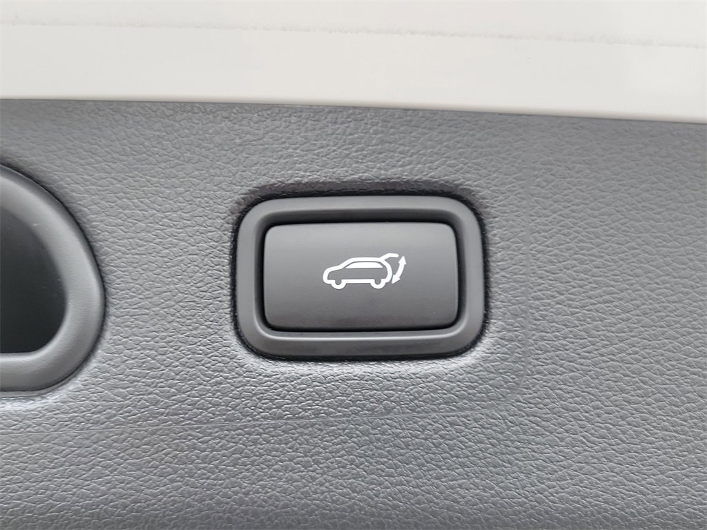 Used 2020 Hyundai Tucson Ultimate w/ Cargo Package image 11