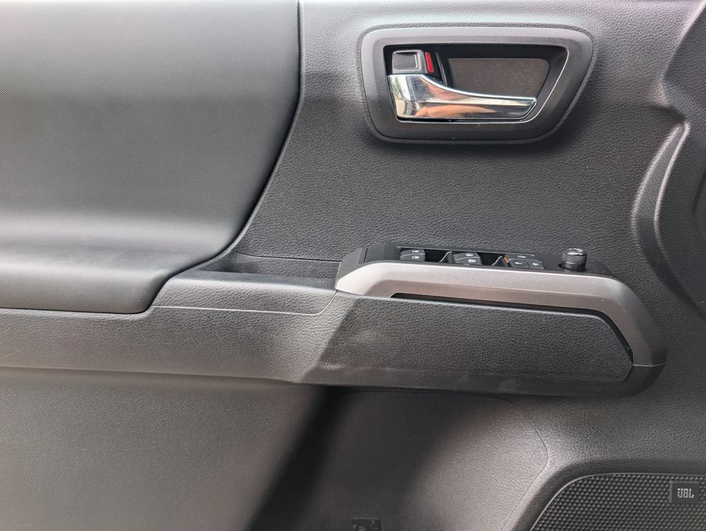 Used 2023 Toyota Tacoma TRD Pro AWD/4WD image 18