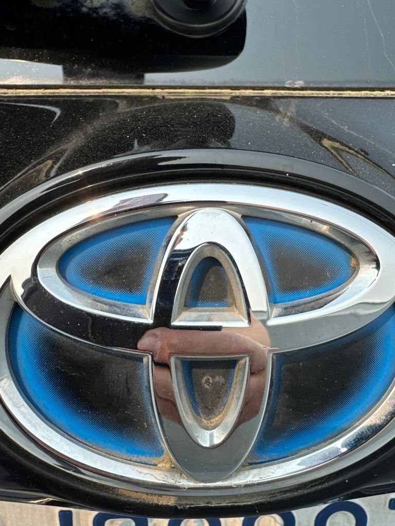 Used 2018 Toyota RAV4 SE AWD/4WD image 9