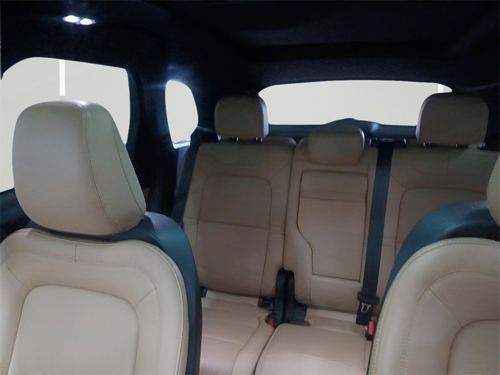 Used 2021 Lincoln Corsair Reserve image 23