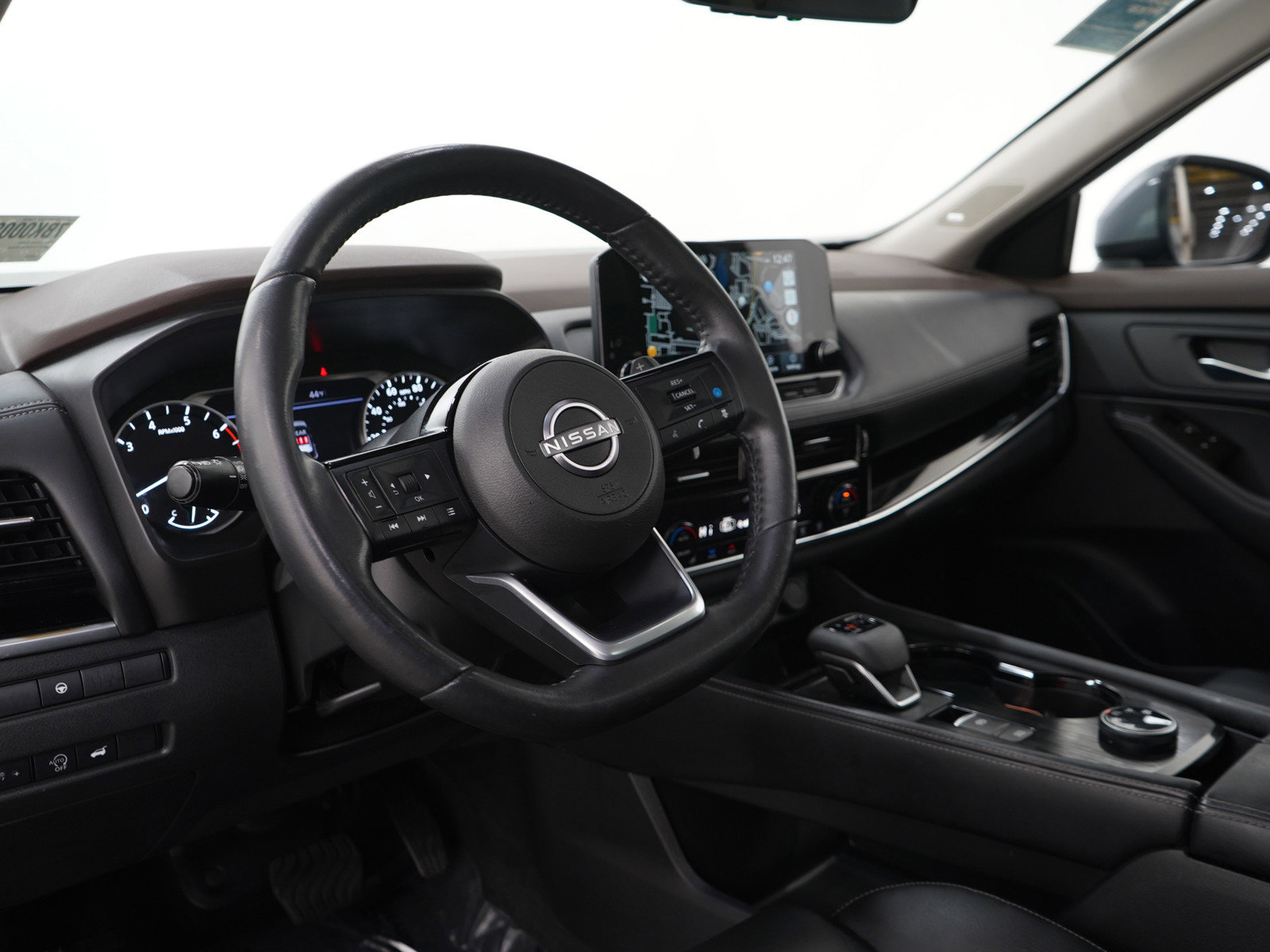Used 2023 Nissan Rogue SL w/ SL Premium Package AWD/4WD image 28