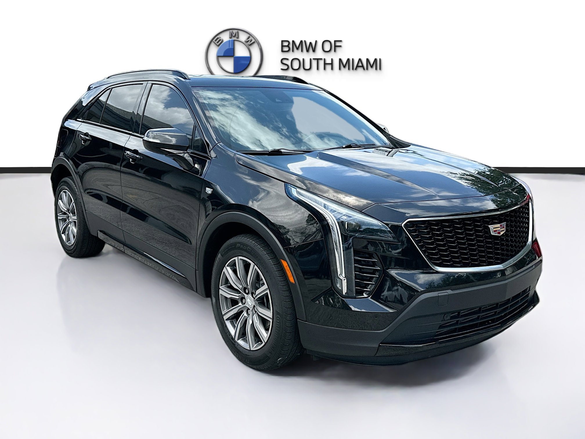 Used 2023 Cadillac XT4 Sport FWD image 1