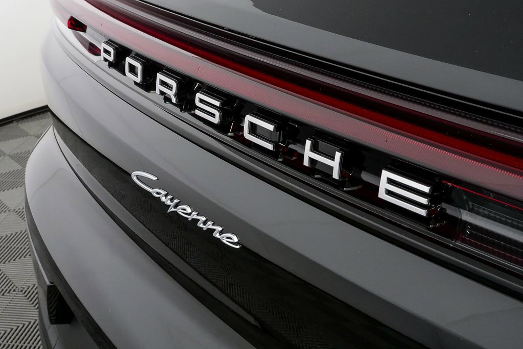 New 2026 Porsche Cayenne image 39