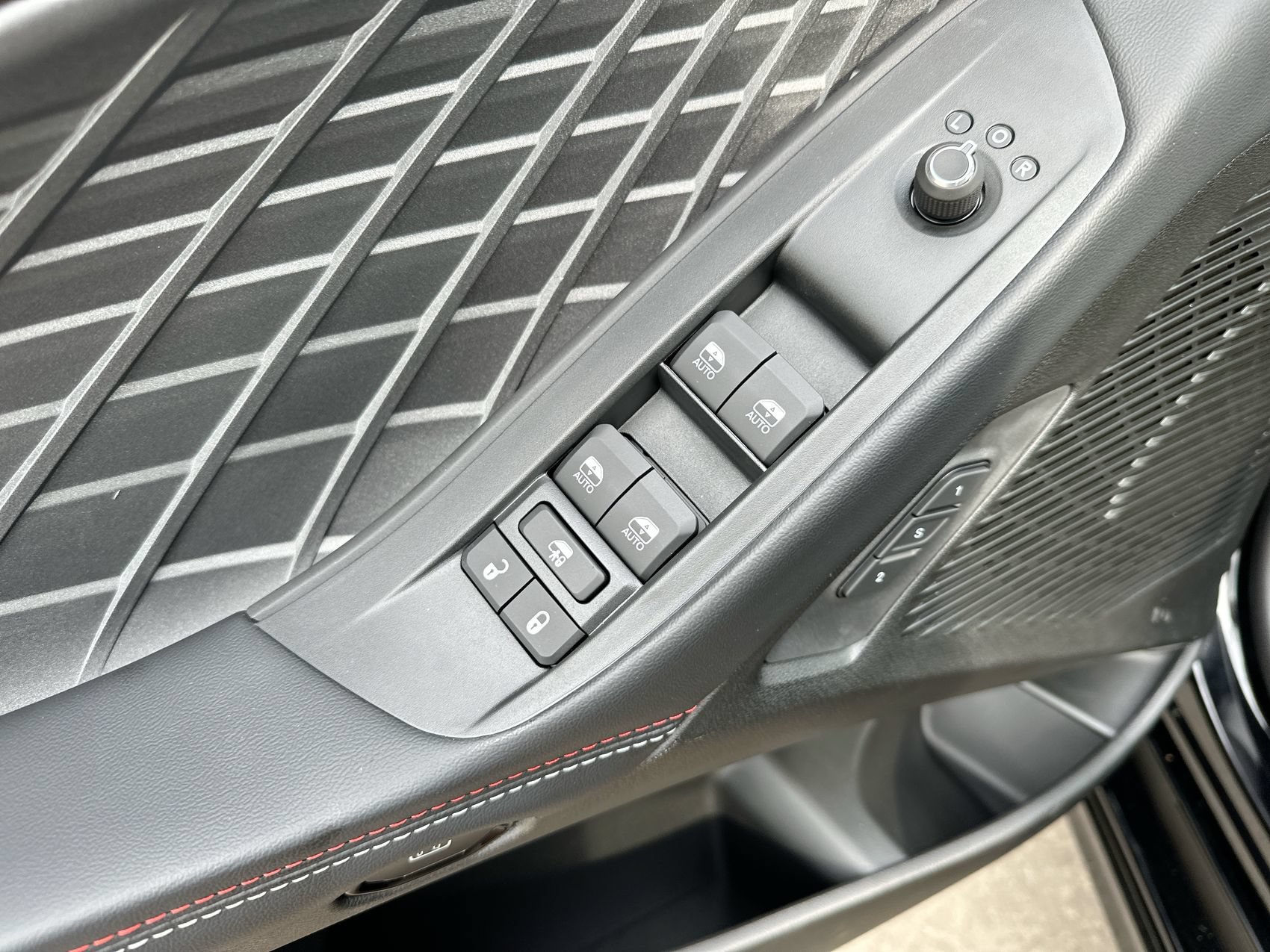 New 2026 Dodge Charger R/T AWD/4WD image 13