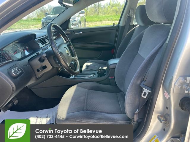 Used 2014 Chevrolet Impala LT w/ LT Sunroof Package image 17