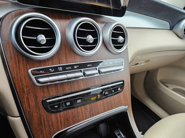 Used 2022 Mercedes-Benz GLC 300 4MATIC image 24