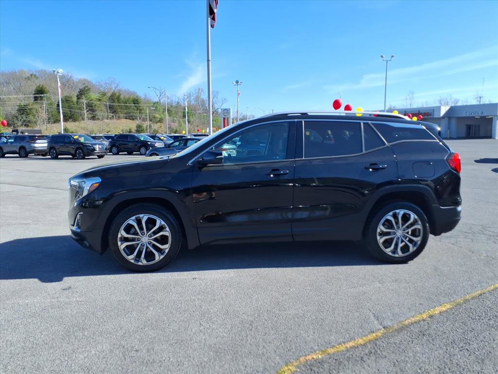 Used 2021 GMC Terrain SLT AWD/4WD image 2
