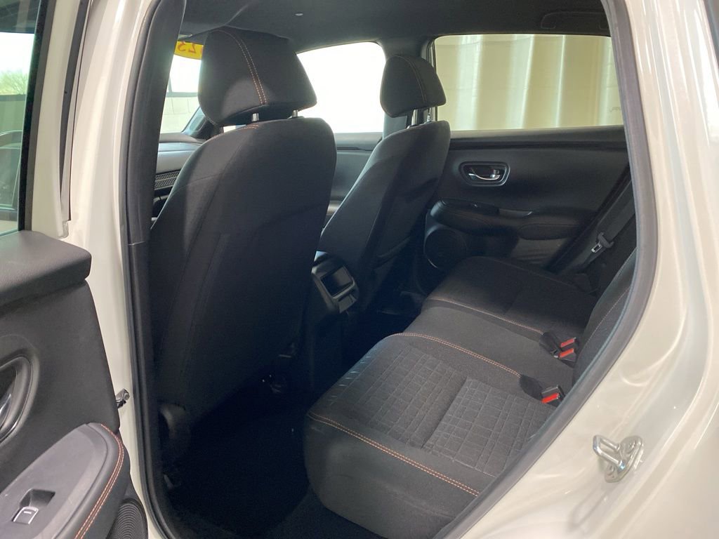Used 2023 Honda HR-V Sport image 17