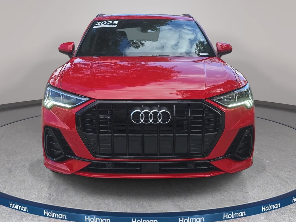 Certified 2025 Audi Q3 2.0T Premium w/ Convenience Package AWD/4WD image 2