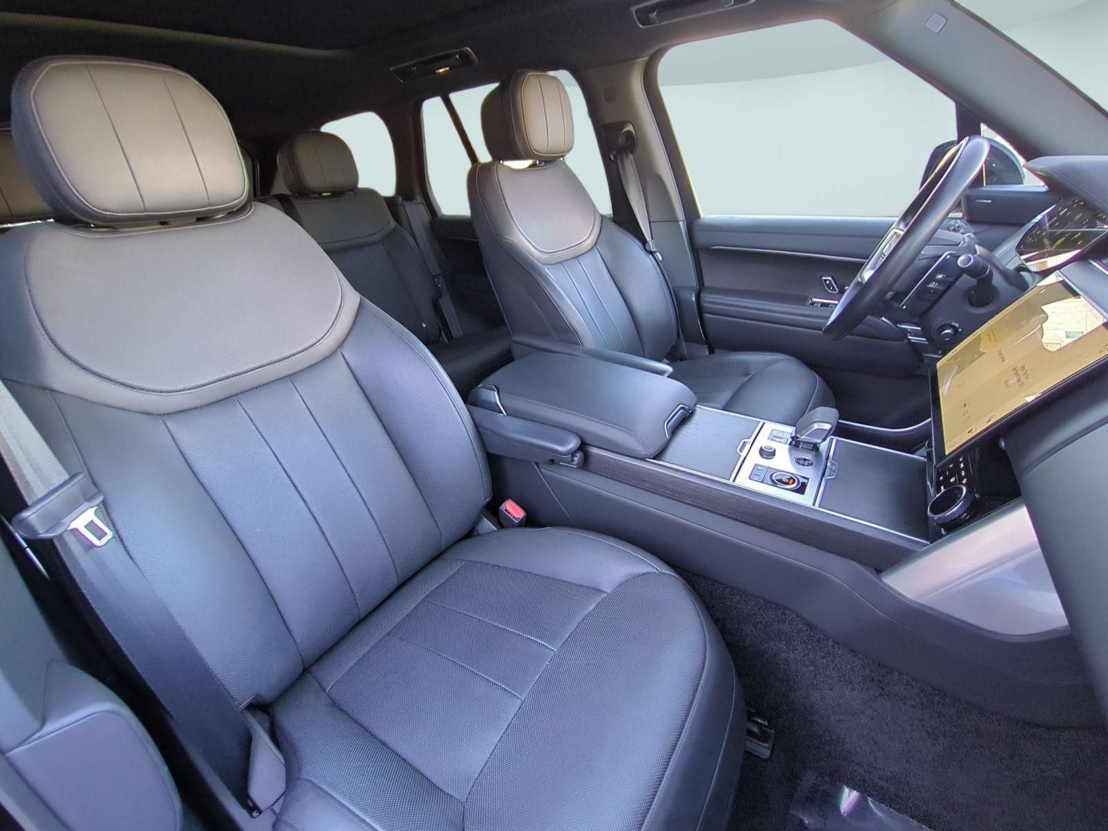 Used 2023 Land Rover Range Rover SE AWD/4WD image 30