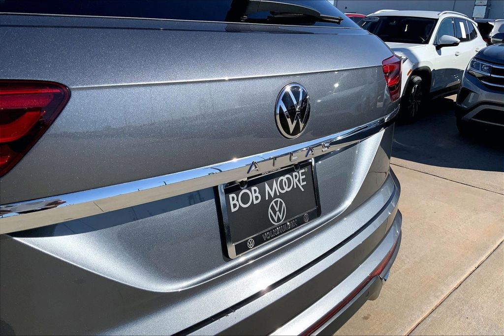 Used 2023 Volkswagen Atlas Cross Sport SE image 8