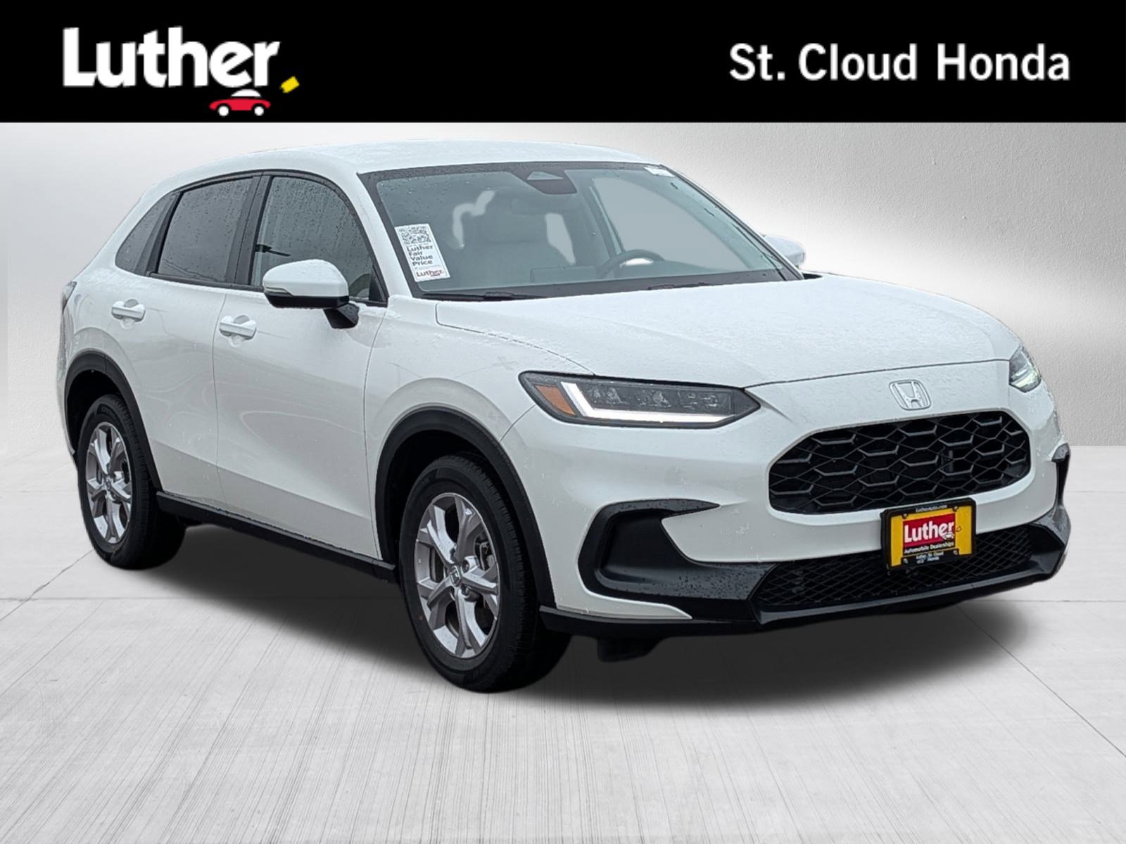 Used 2024 Honda HR-V LX image 1