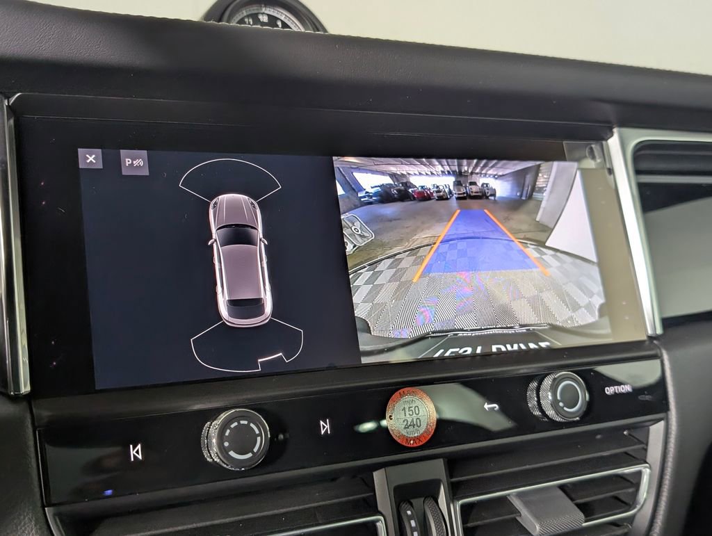 New 2026 Porsche Macan image 31