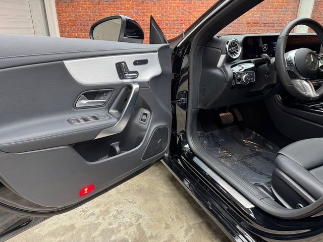 Used 2026 Mercedes-Benz CLA 250 4MATIC image 9