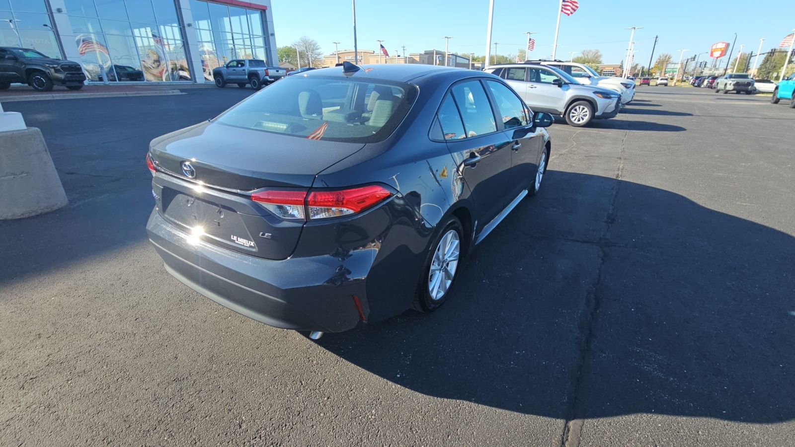 Certified 2024 Toyota Corolla LE w/ LE Convenience Package FWD image 3
