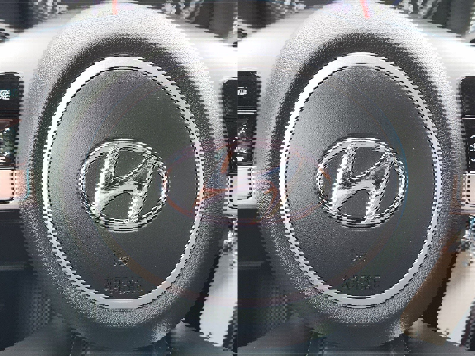 Used 2024 Hyundai Santa Cruz SE image 37