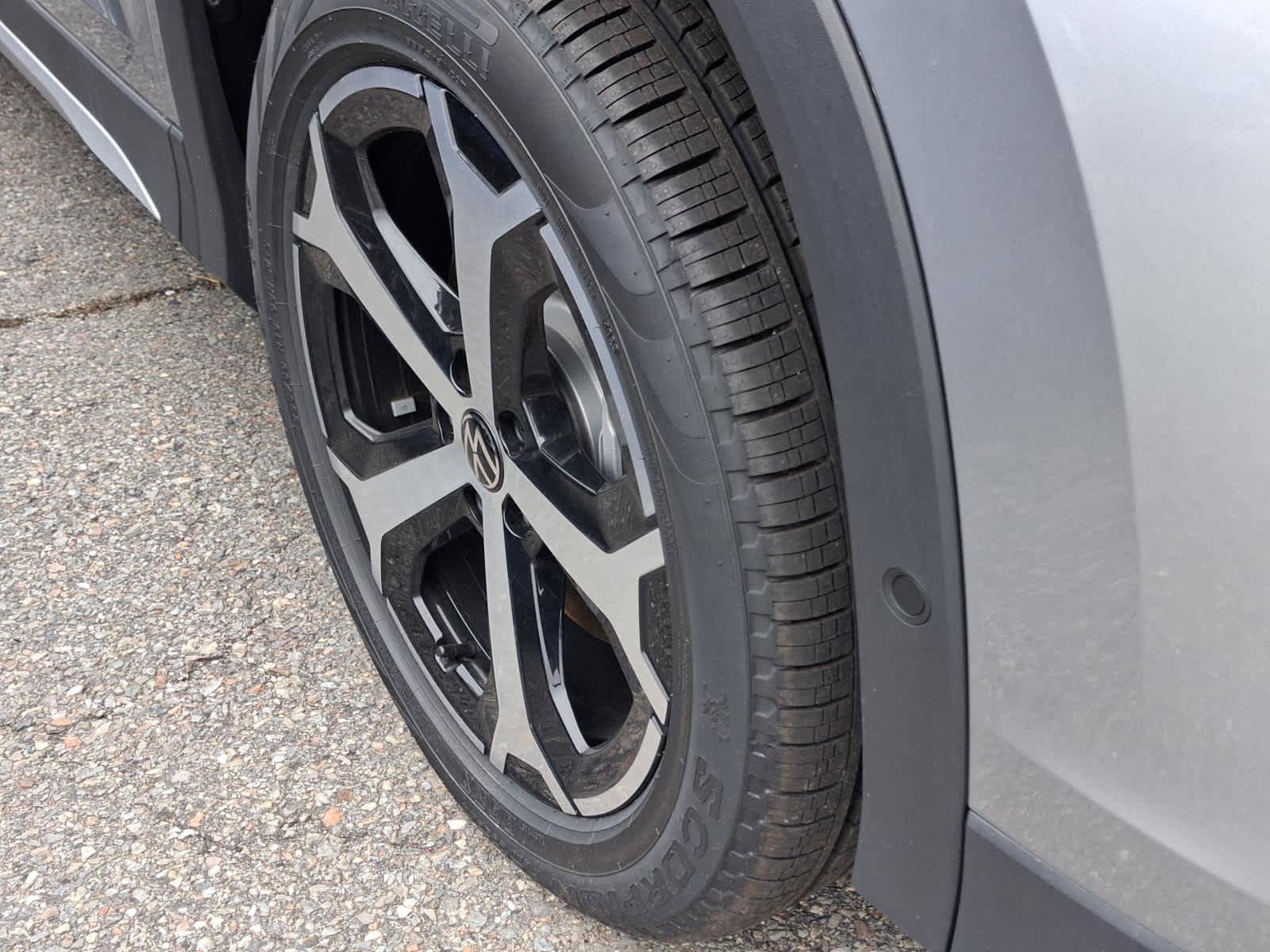 New 2026 Volkswagen Tiguan SE AWD/4WD image 6