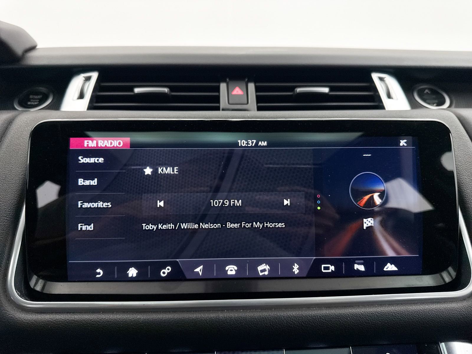 Used 2019 Land Rover Range Rover Sport HSE image 6
