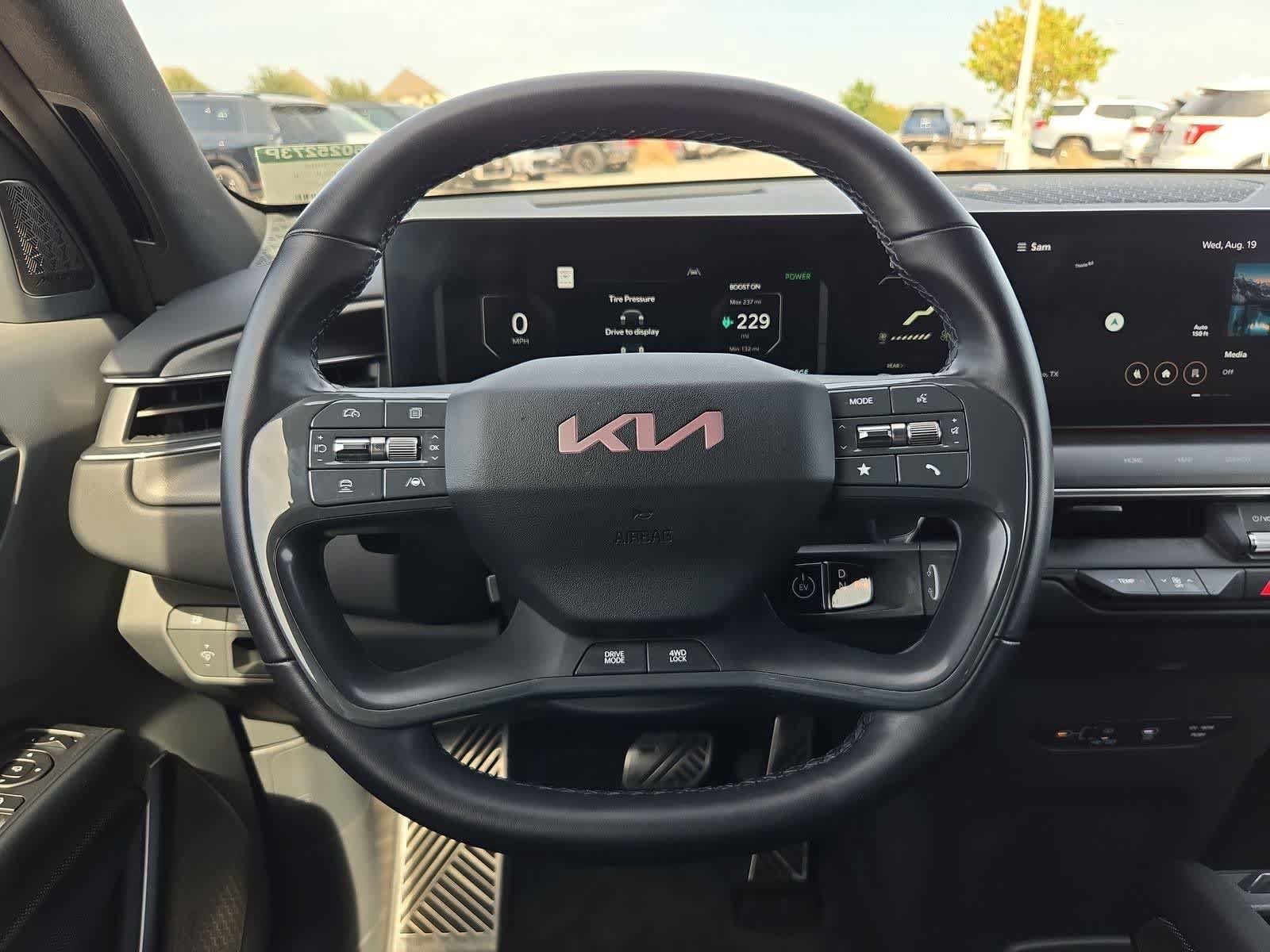 Certified 2024 Kia EV9 GT-Line AWD/4WD image 22