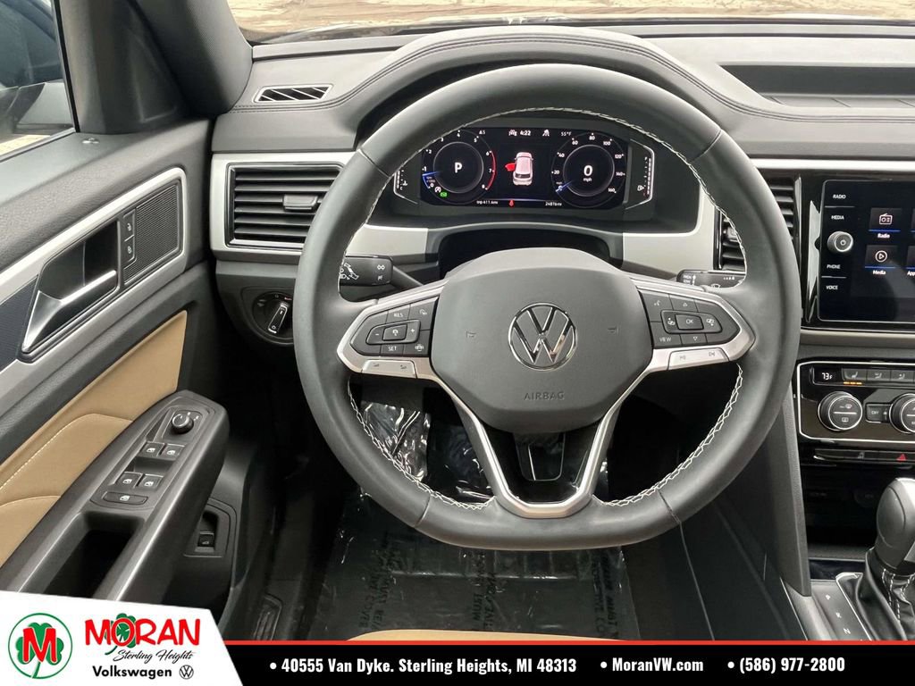 Certified 2023 Volkswagen Atlas Cross Sport SE w/ Black Wheel Package AWD/4WD image 16