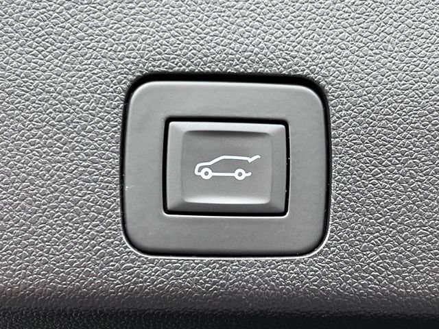 Certified 2023 Buick Encore GX Select w/ Sport Touring Package AWD/4WD image 35