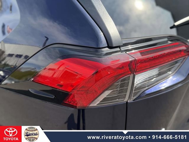 Used 2021 Toyota RAV4 XLE image 11