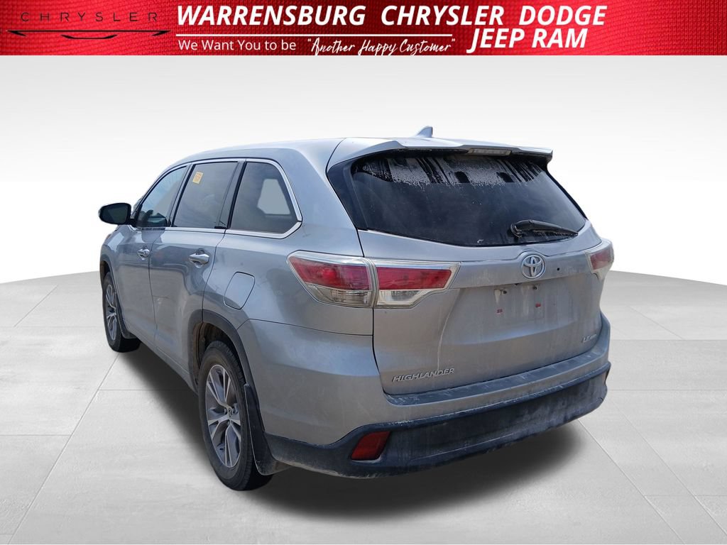Used 2016 Toyota Highlander Plus AWD/4WD image 6